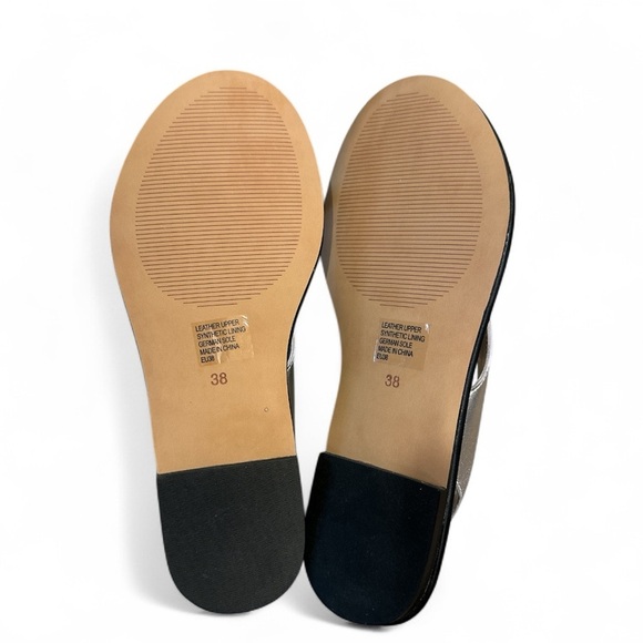 Silent D Tie Up Thong Sandals Size 38 Silver Flat Black Sole Cushioned New - Picture 9 of 12